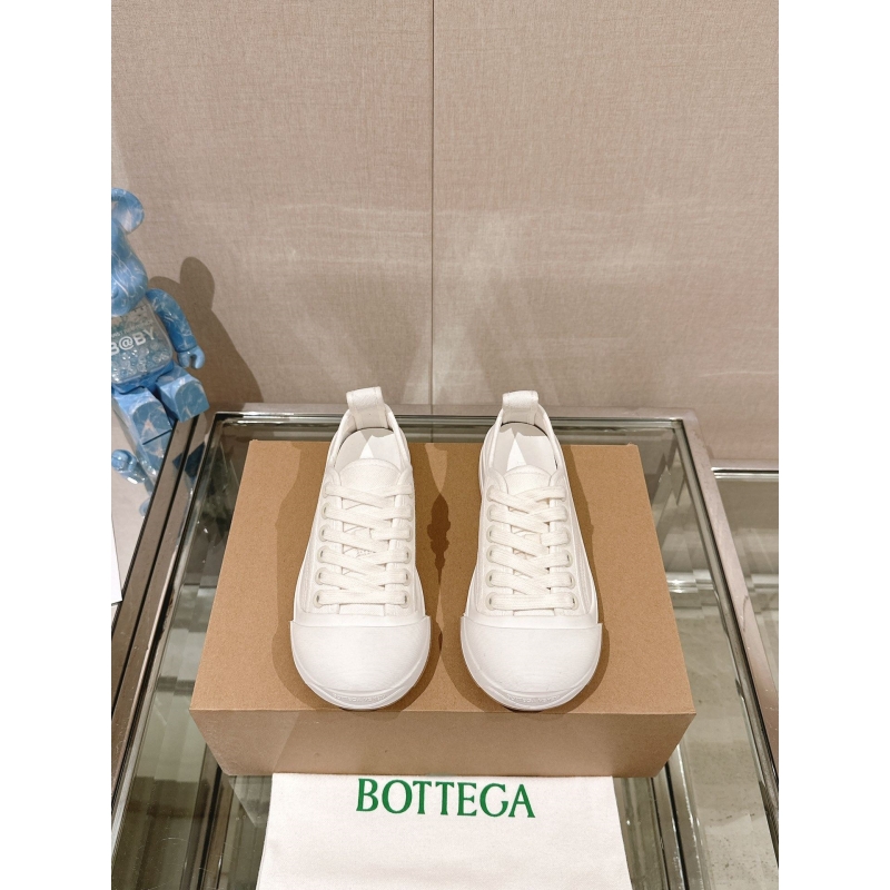 bo*te*ga Ve*ne*ta casual shoes